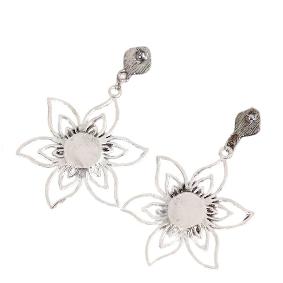 Boho Silver and Turquoise Flower Drop Earrings - Picture 6 of 6